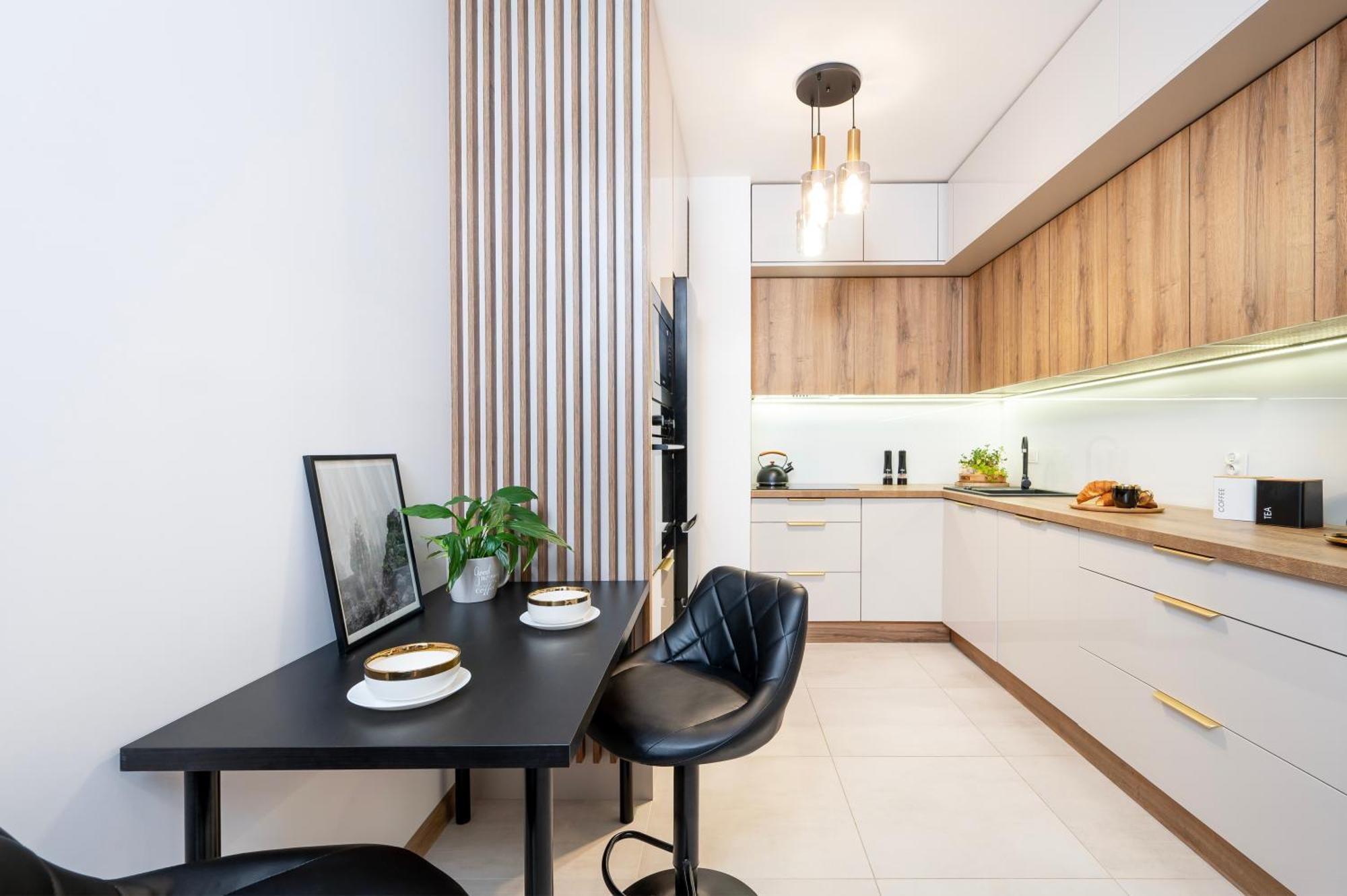 Manufaktura Residence - Apartamenty Prestiz Z Garazem Podziemnym I Dwoma Lazienkami วูดช์ ภายนอก รูปภาพ