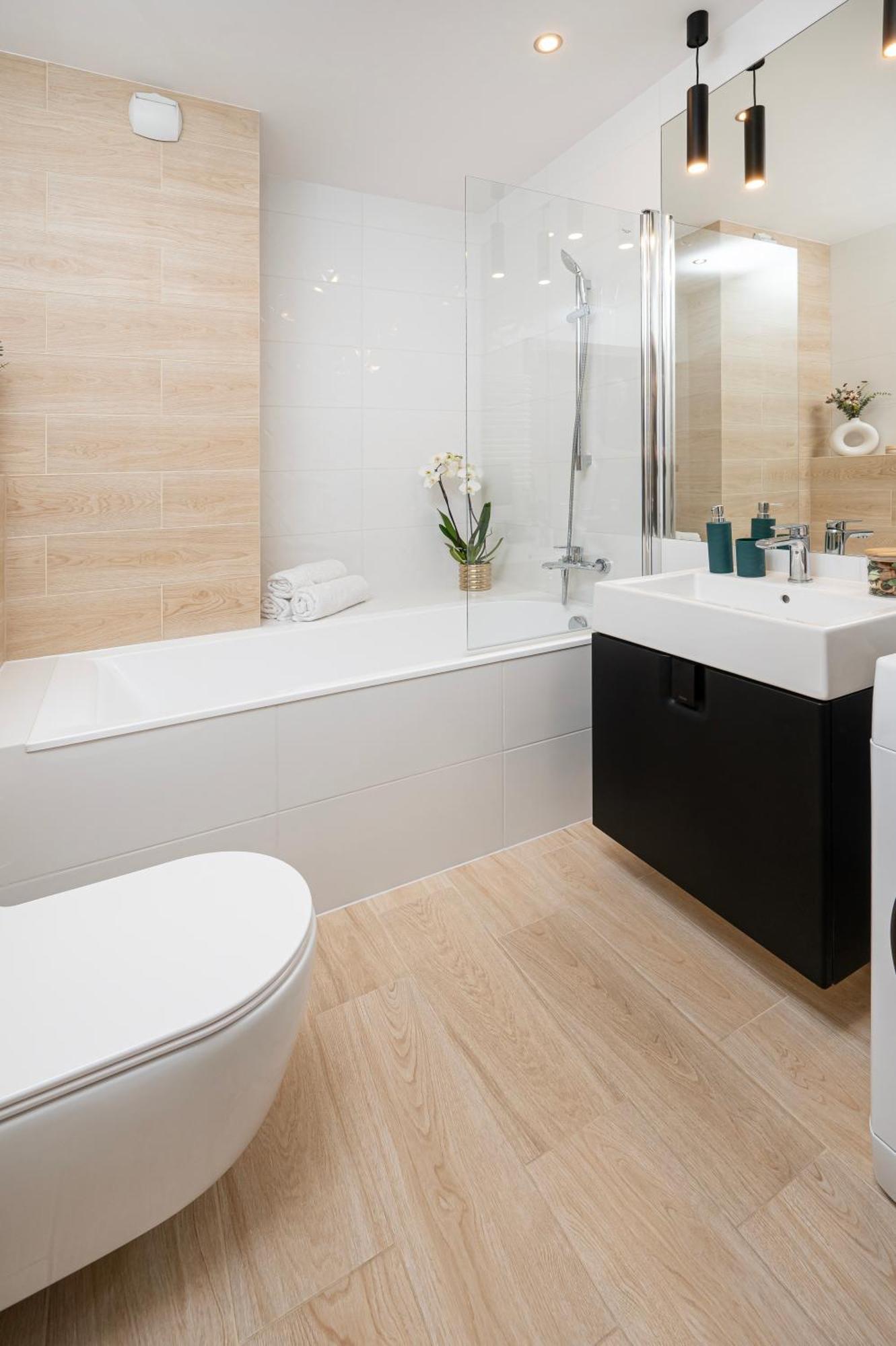 Manufaktura Residence - Apartamenty Prestiz Z Garazem Podziemnym I Dwoma Lazienkami วูดช์ ภายนอก รูปภาพ