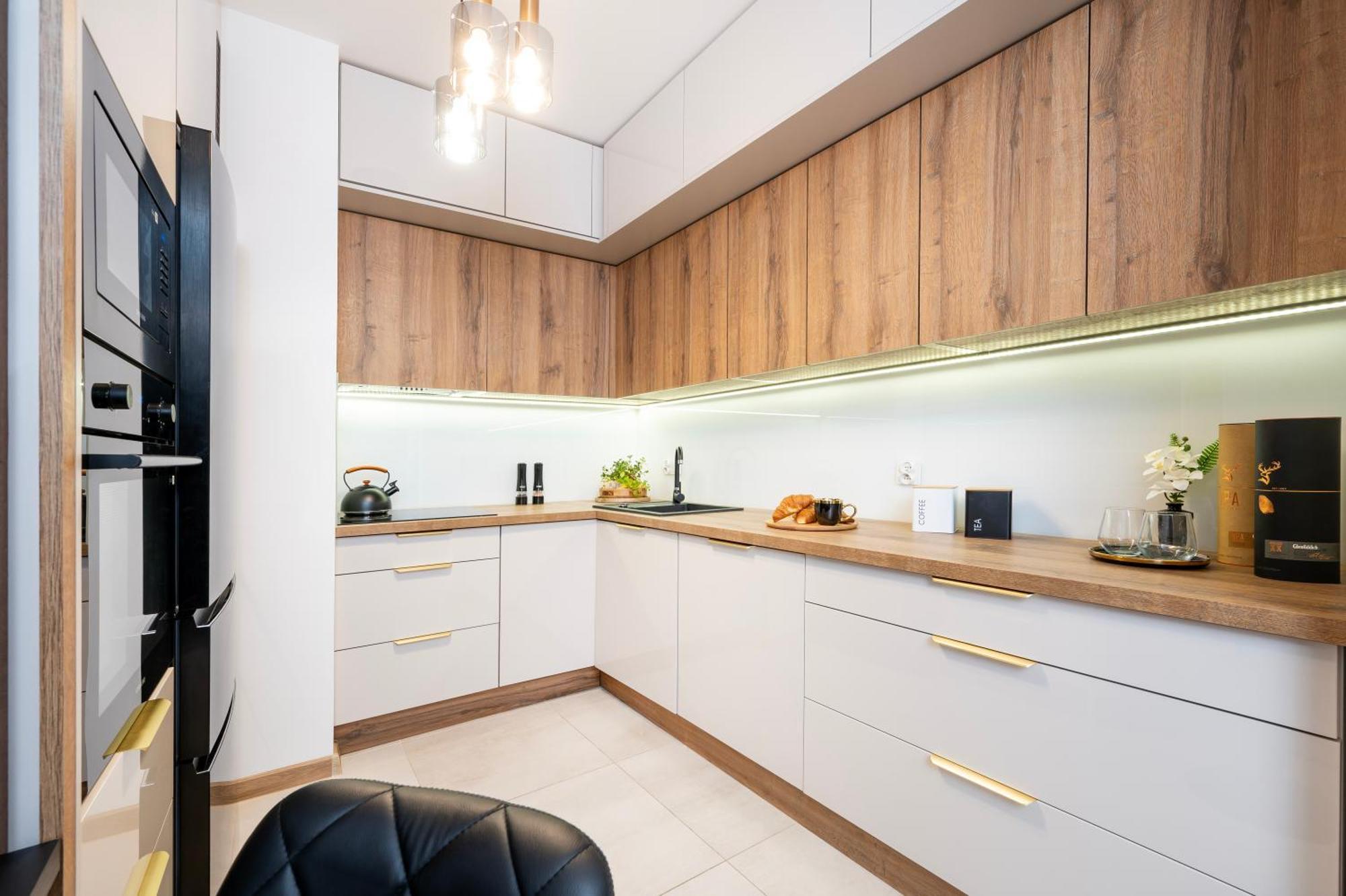 Manufaktura Residence - Apartamenty Prestiz Z Garazem Podziemnym I Dwoma Lazienkami วูดช์ ภายนอก รูปภาพ