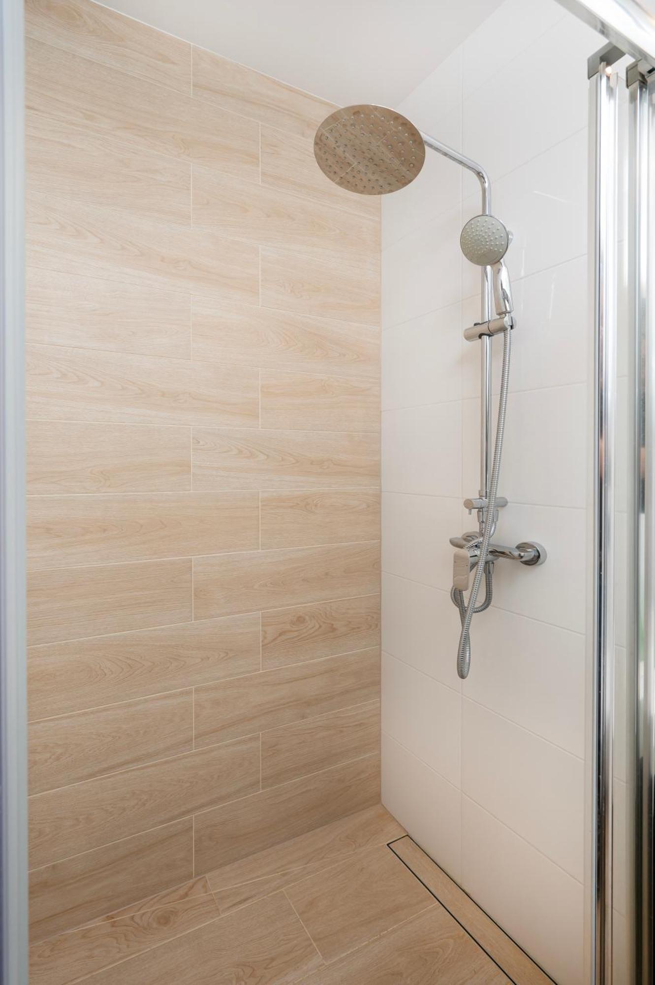 Manufaktura Residence - Apartamenty Prestiz Z Garazem Podziemnym I Dwoma Lazienkami วูดช์ ภายนอก รูปภาพ